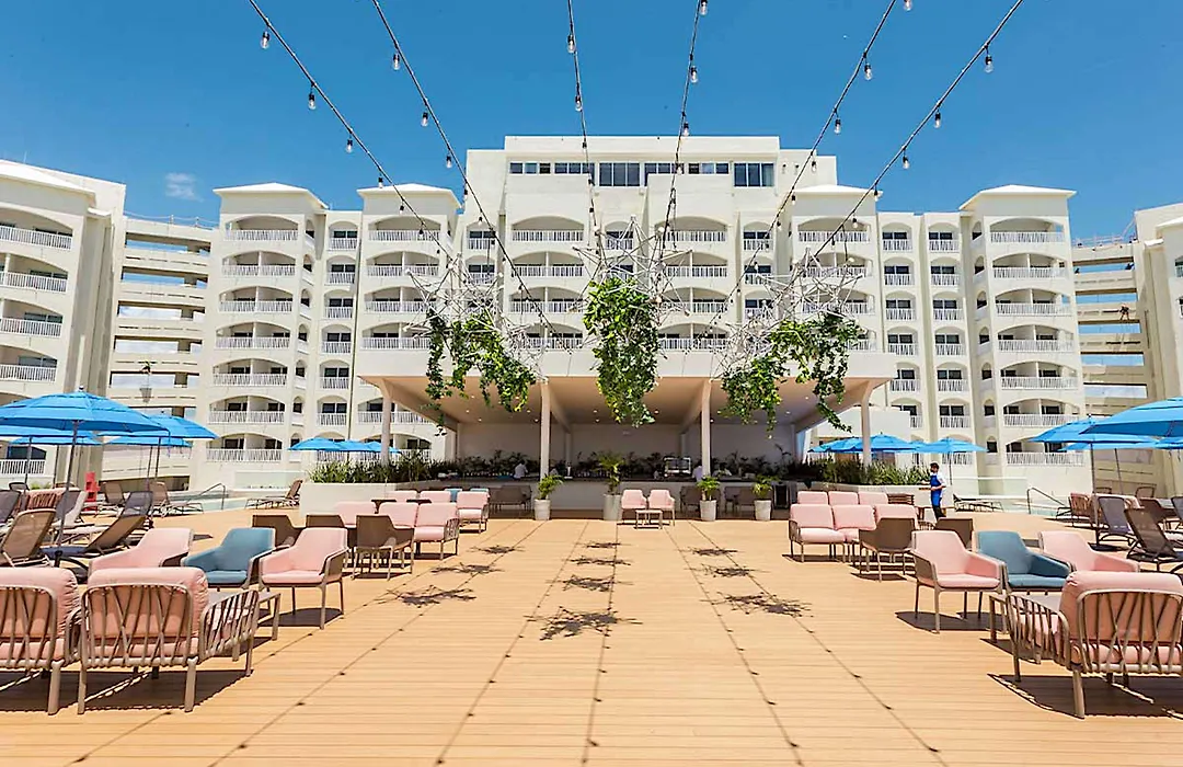 Hilton Cancun Mar Caribe All-Inclusive Resort-1