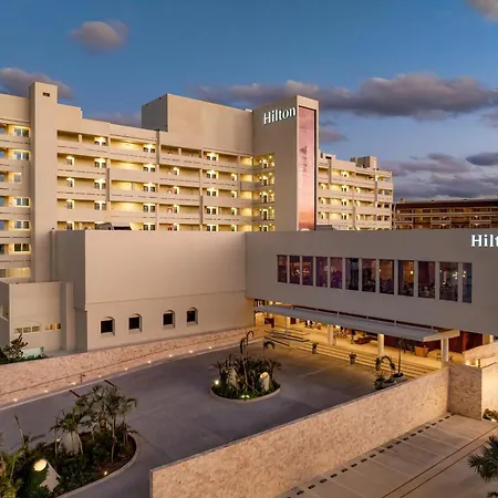 Hilton Cancun Mar Caribe All-Inclusive Resort-2